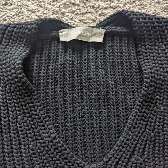 Everlane Black Chunky Knit Sweater - Picture 3 of 8